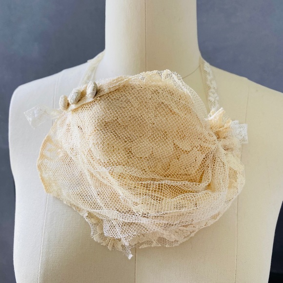 Bridal Mask - Picture 2 of 4